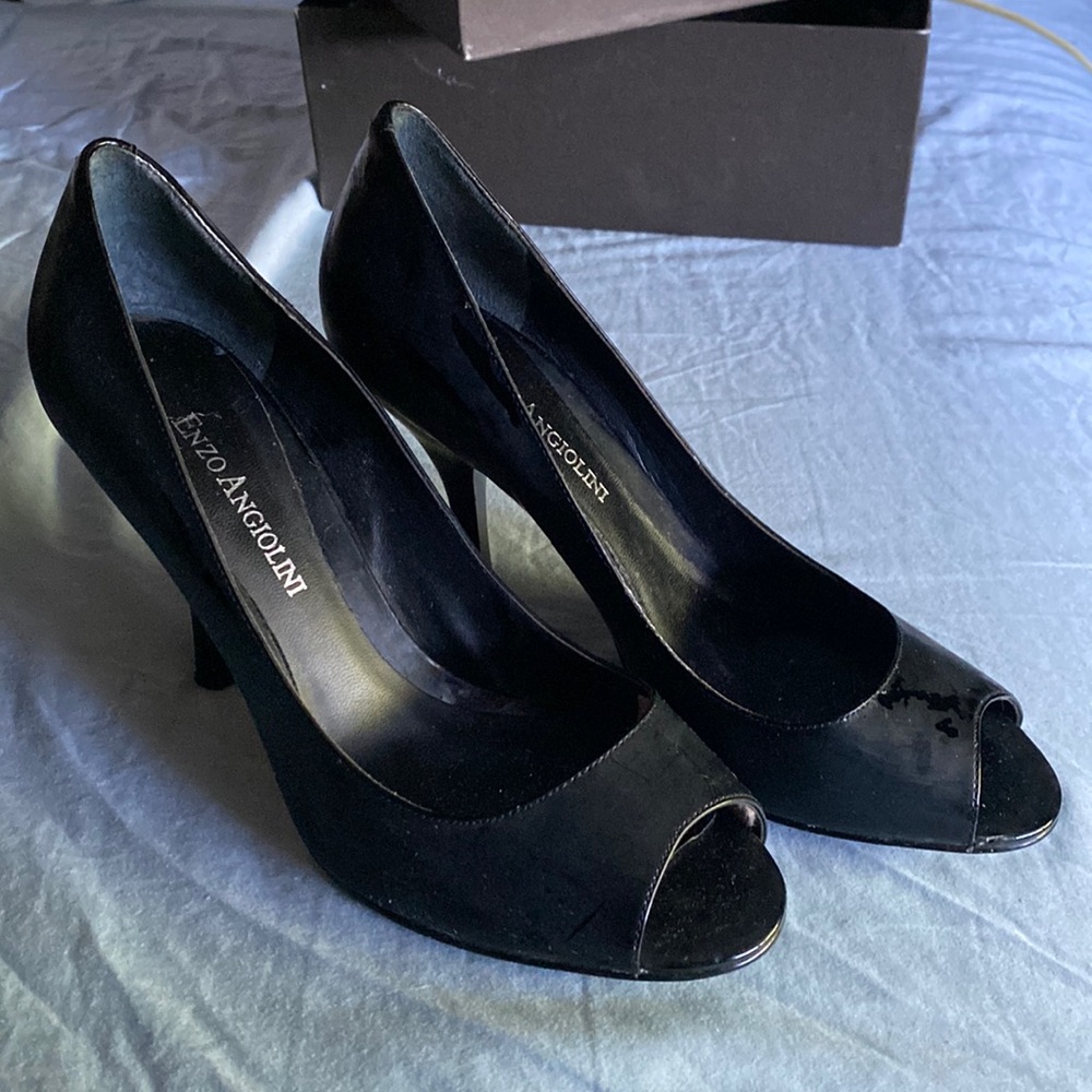 Black peep toe heels